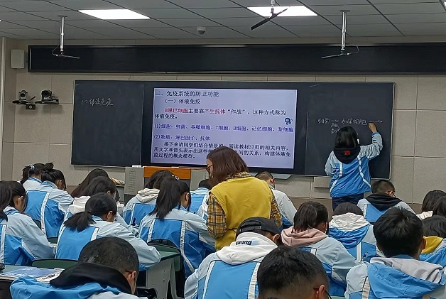 张海梅-10月15日-2.jpg