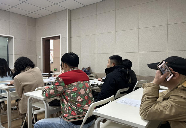 图片2.jpg 图片2.jpg