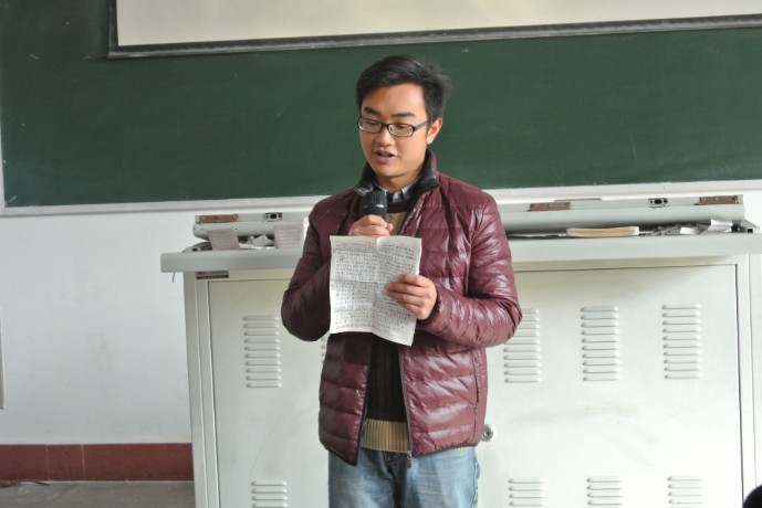新教师代表李老师讲话
