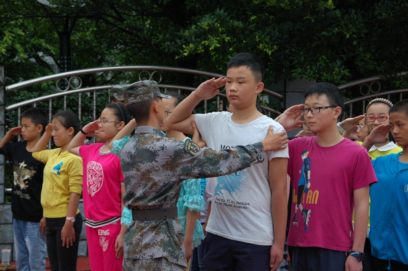 雅安中学2014级军训夏令营花絮（二）